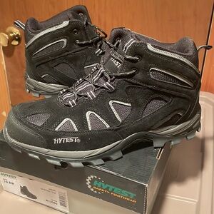 Hytest Mens Steel-Toe Hiker Boot Wide Width Size 10
